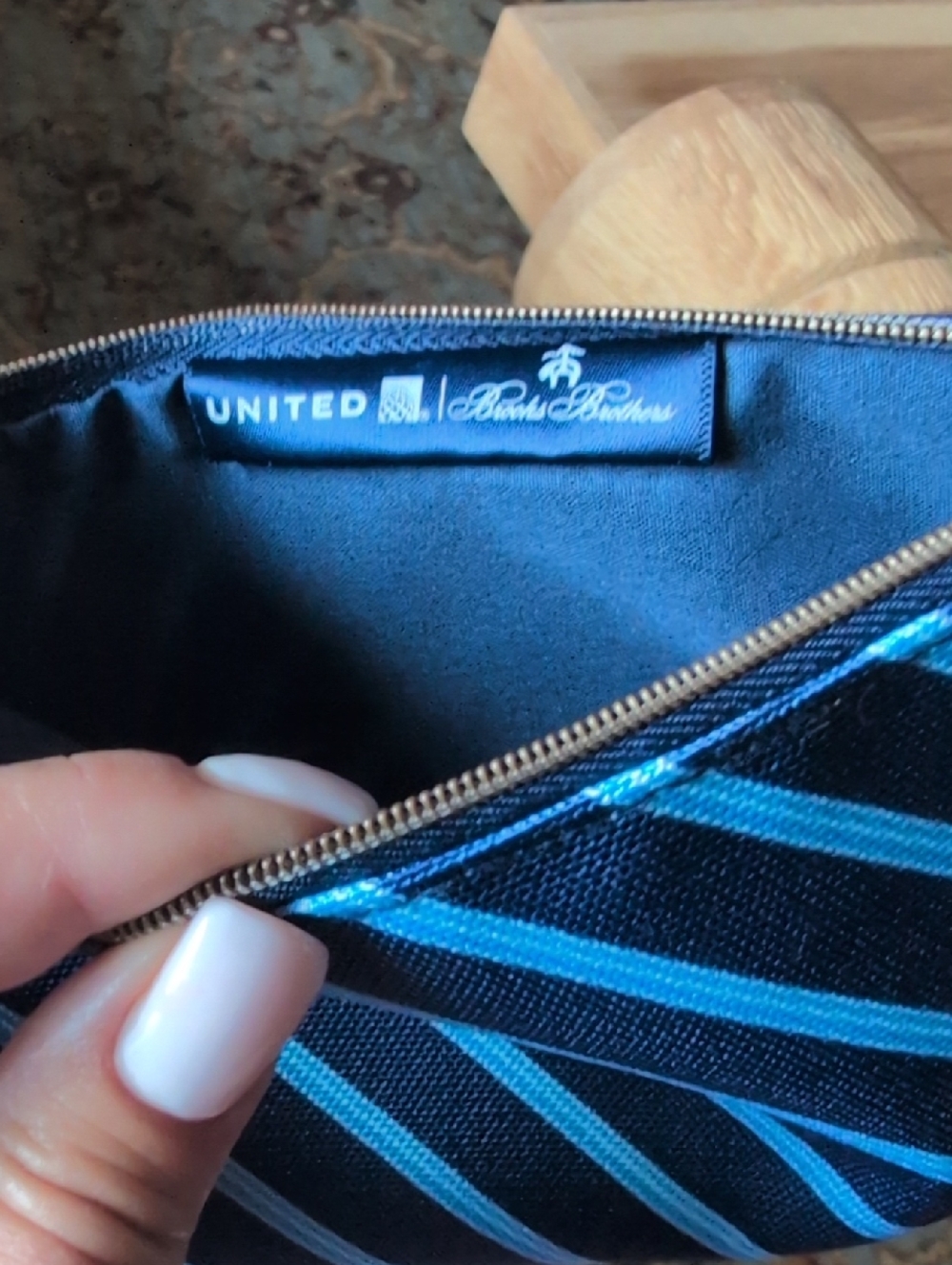 Furla/Burberry Bundle Of 2 Zip Pouches. Colabs With Airlines. - Picture 4 of 8
